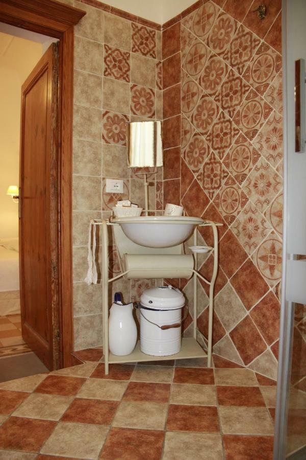 Guest House Domo Florenzia Exteriör bild